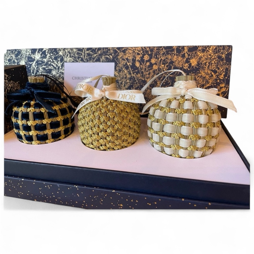 Dior 30 Montaigne Candle and Ornament Set - Black, Gold, and White - Picture 2 of 9